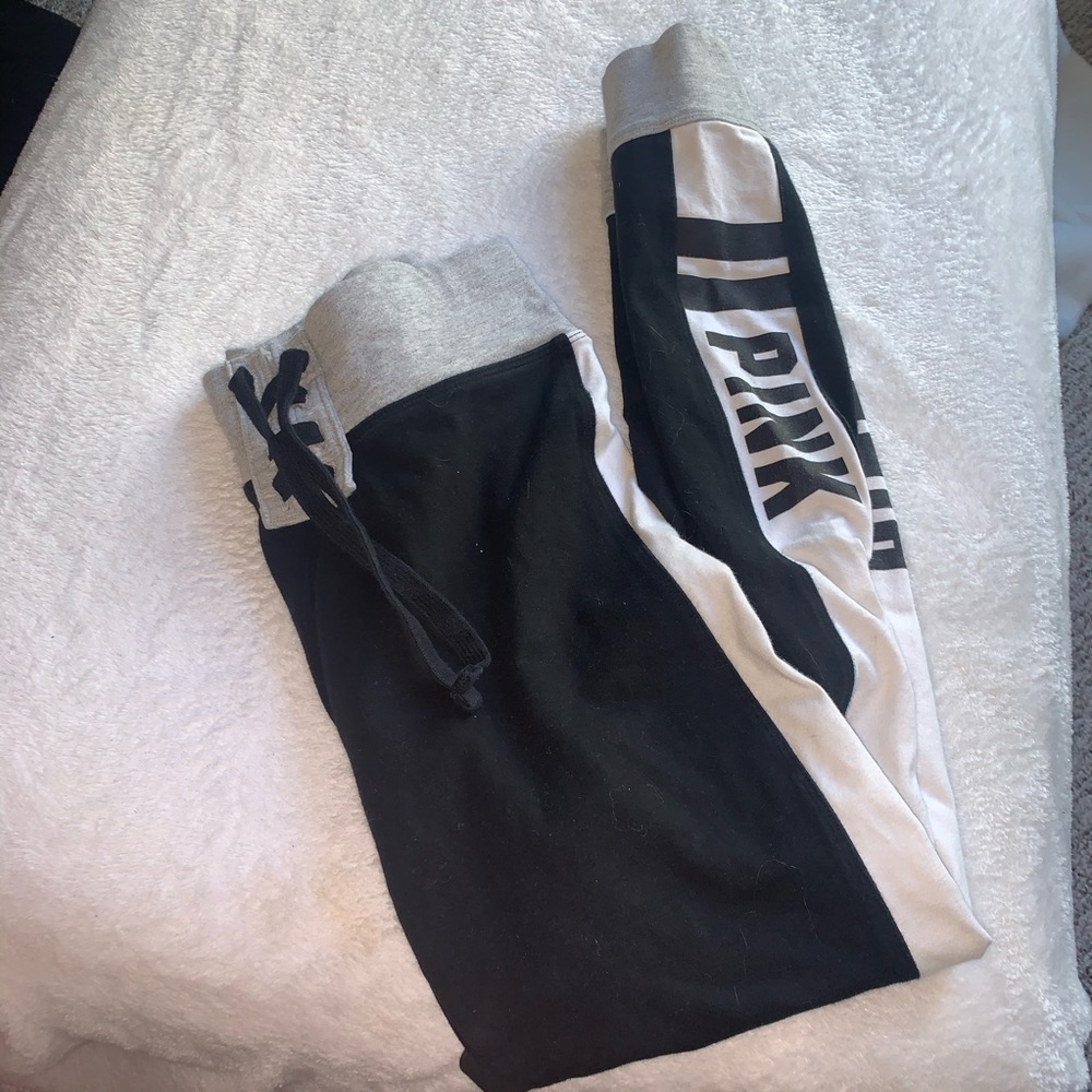 PINK Victoria’s Secret Yoga Pants